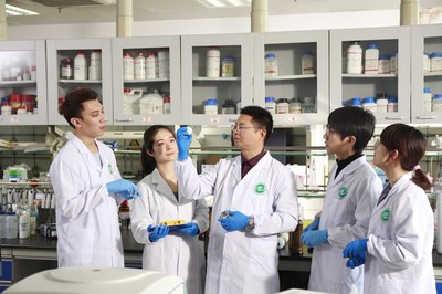 圣典傳媒為壹號硒公司拍攝企業(yè)宣傳片