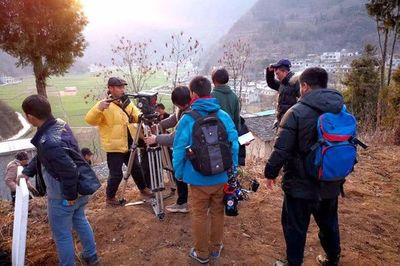 院線電影《不負流年》在旬陽縣仁河口鎮(zhèn)開機